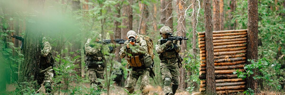 Group of players in the middle of an airsoft game