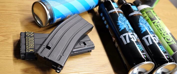 Magazine and gas bottle for GBBR