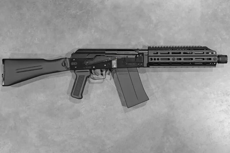 Replica shotgun SAIGA 12K Wii Tech Short Tokyo Marui Gaz Custom