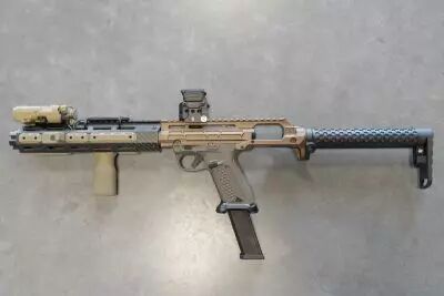 R�plique AAP-01 Carbone Custom