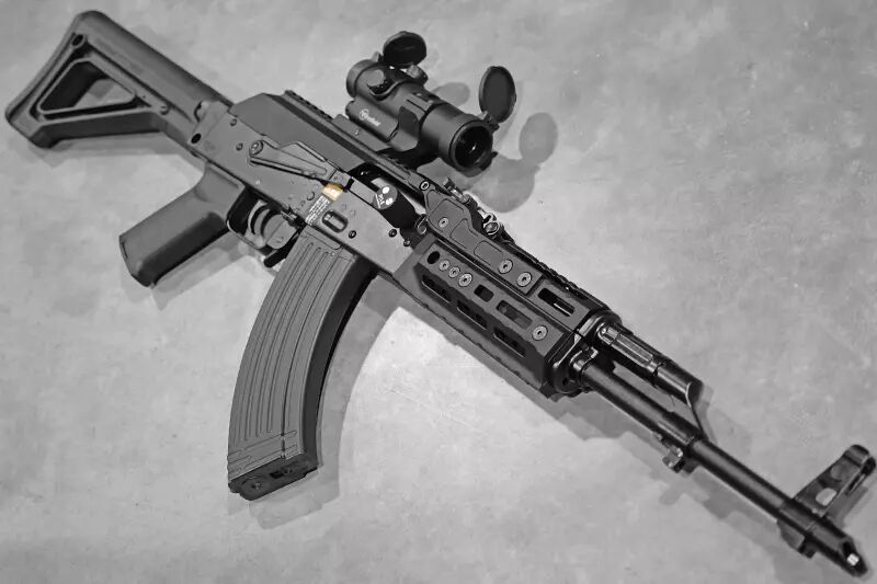 R&eacute;plique AKM GBBR Tokyo Marui \ Alpha\  Custom