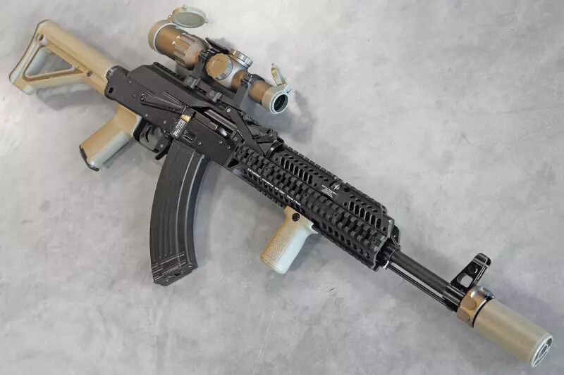 R&eacute;plique AKM GBBR Tokyo Marui \ DMR\  Custom