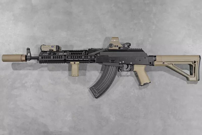 R&eacute;plique AKM GBBR Tokyo Marui \ Magpul\  Custom