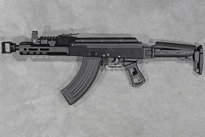 R&eacute;plique AKM GBBR Tokyo Marui SLR Custom