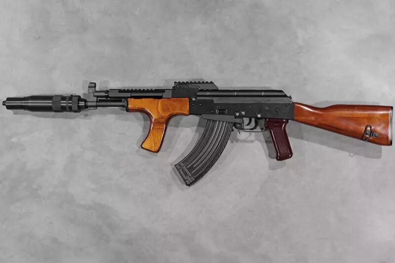 R�plique AKM Tokyo Marui GBBR \ Neo Retro\  Custom