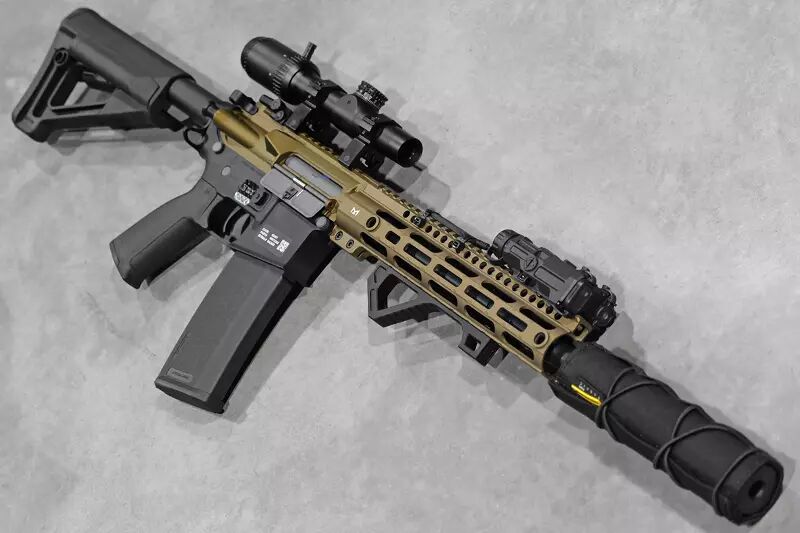 R&eacute;plique AR15 Assaut Chaos bronze Ragnarok Aster SE custom