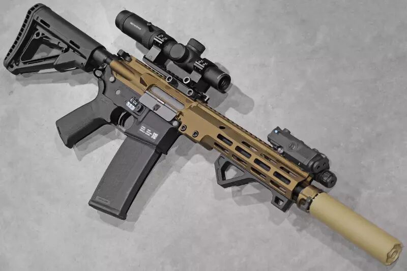 R&eacute;plique AR15 Assaut Chaos bronze Ragnarok Aster SX custom