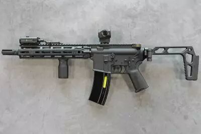 R�plique AR15 VFC Gbbr Maple leaf custom