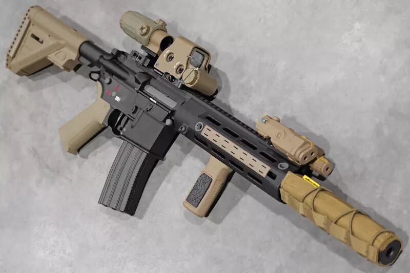 R&eacute;plique DELTA 595 Black/Tan Ragnarok Aster SX custom