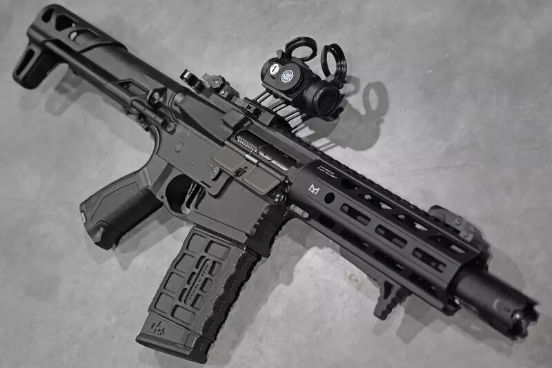 R&eacute;plique GC16 ARP556 G&G DSG Titan Custom