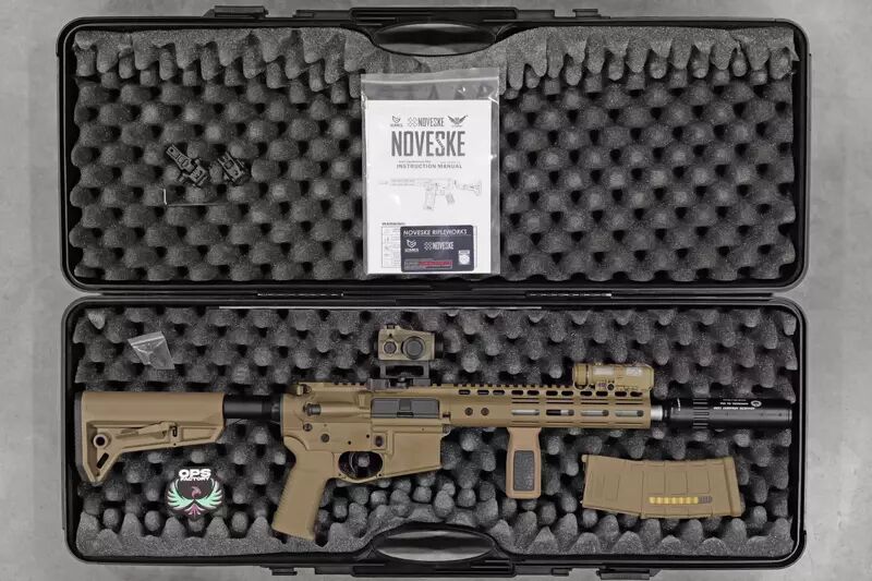 R&eacute;plique M4 G101 NOVESKE FDE Double Eagle GBBR Custom