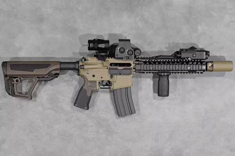 R&eacute;plique MK18 Daniel Defense Next Gen Tokyo Marui Signature 10 Cerakote Titan Custom
