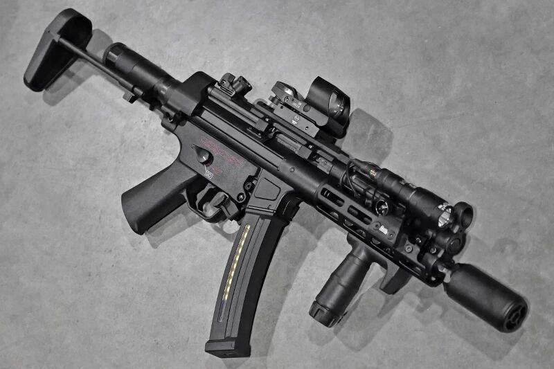 R&eacute;plique MP5 Platinum PDW Ragnarok Titan Custom