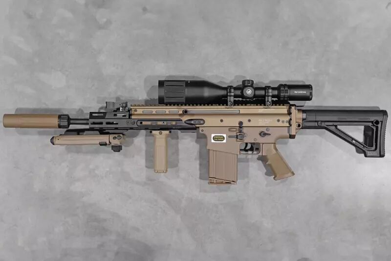 R&eacute;plique SCAR H Tokyo Marui DMR Bi-ton Magpul Custom