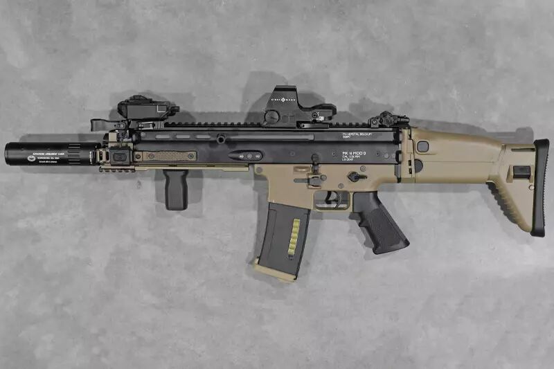 R&eacute;plique SCAR-L Bi-ton Next Gen M-lok Titan Custom