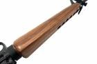 Walnut M16A1 mounted handguard zoom